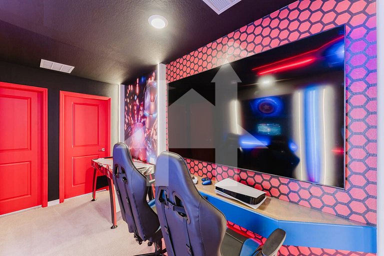 5BD Disney Villa w/ Game Room, Pool & Themed Rooms