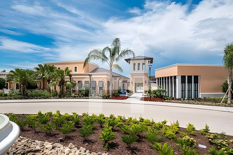 5BD/4.5BA Luxury Solara Resort