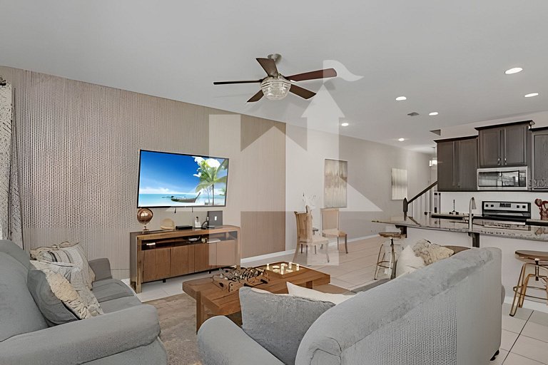 5BD/4.5BA Luxury Solara Resort