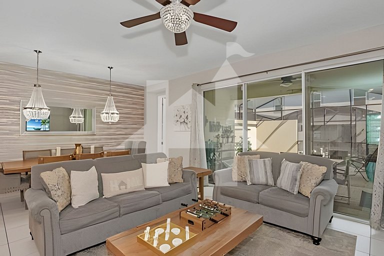 5BD/4.5BA Luxury Solara Resort