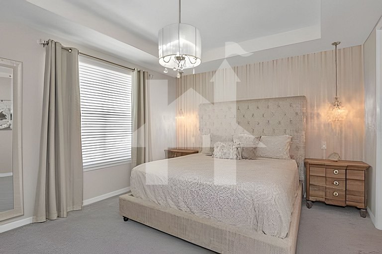 5BD/4.5BA Luxury Solara Resort
