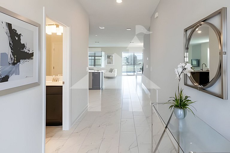 Spacious 8BR Retreat with Private Pool at CG