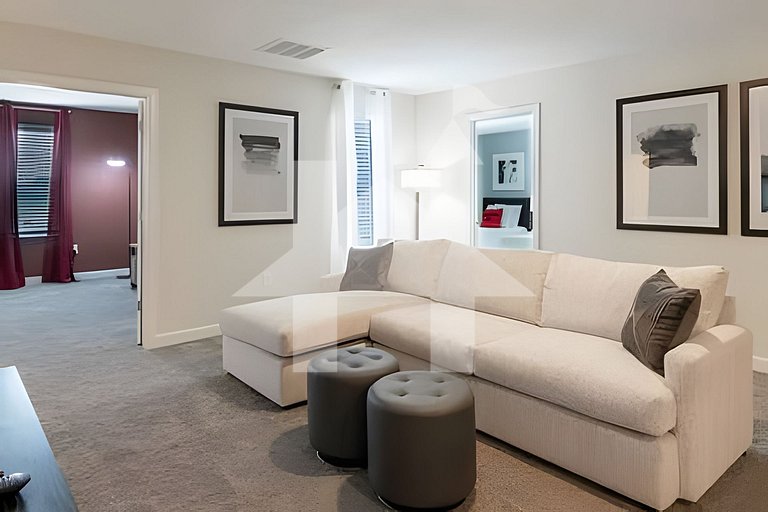 UNE - CGH8 8850 · Spacious 8BR Retreat with Private Pool at
