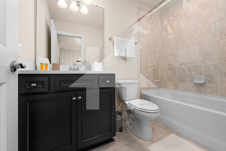 5BR Home with Private Pool