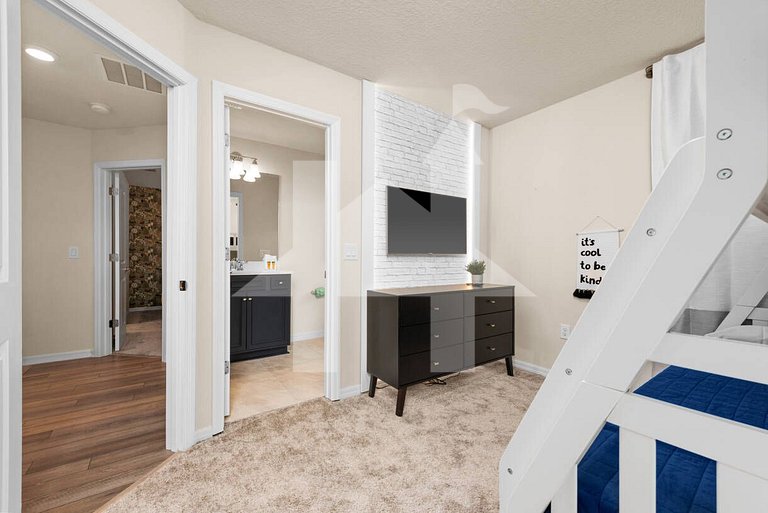 5BR Home with Private Pool
