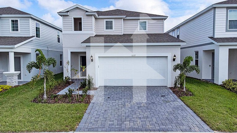 5BR Home with Private Pool