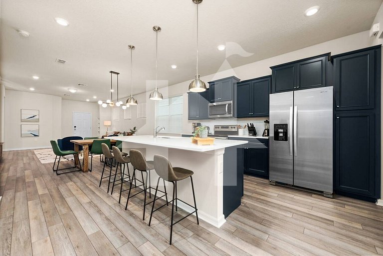 5BR Home with Private Pool