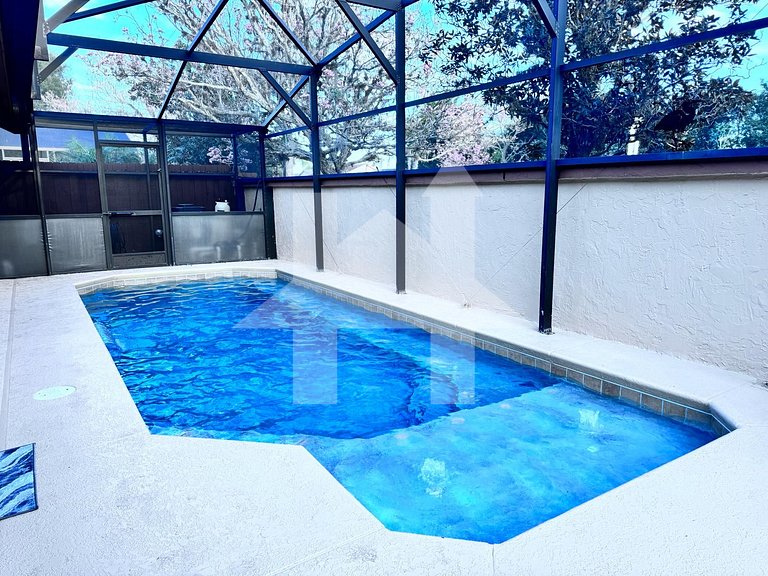 Prime Location! Cozy Villa Near Disney & More