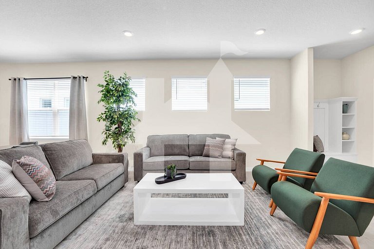 5BR Villa w/ Pool near Disney & Clubhouse