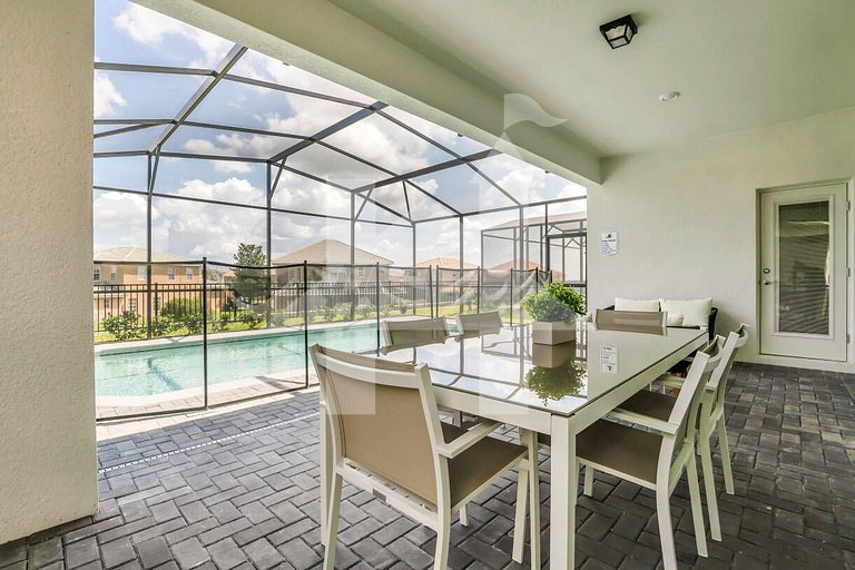 5BR Villa w/ Pool near Disney & Clubhouse