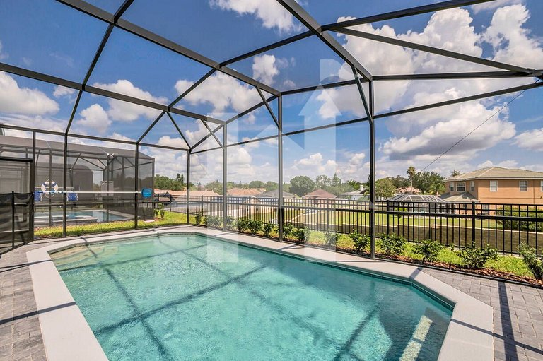 Casa 5 Quartos com Piscina Perto da Disney