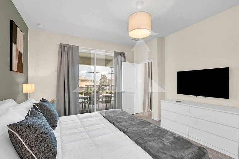5BR Villa w/ Pool near Disney & Clubhouse