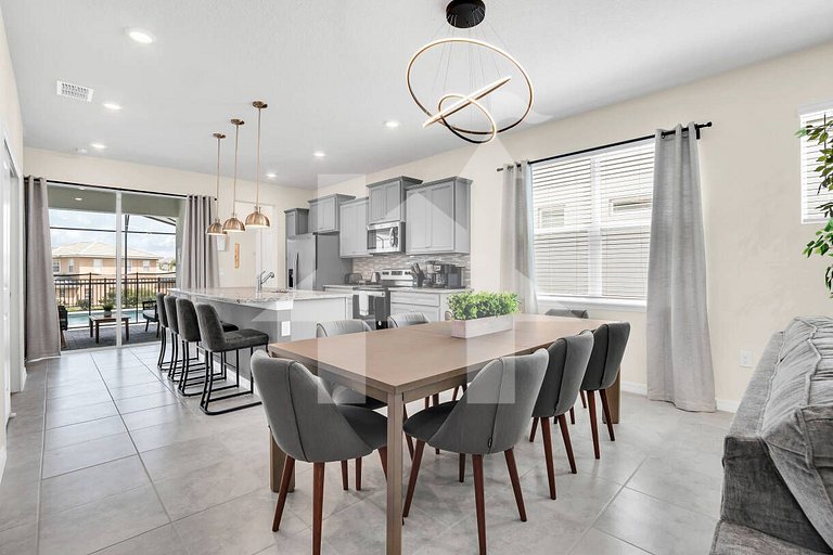 5BR Villa w/ Pool near Disney & Clubhouse