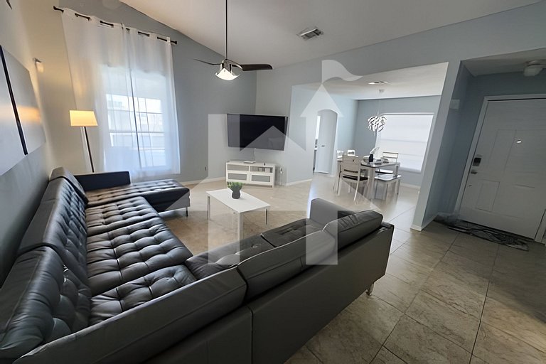 SVH - 3137 · Lakeview Pool Villa, 3BD/2BA 10 min to Disney!