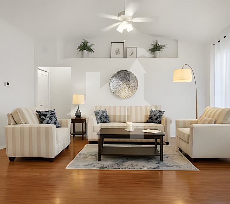 SVH - 5365 · Prime Location! 3BD/2BA Villa