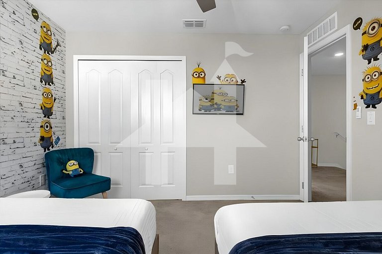 Cozy 3BR Home Near Disney & Outlets
