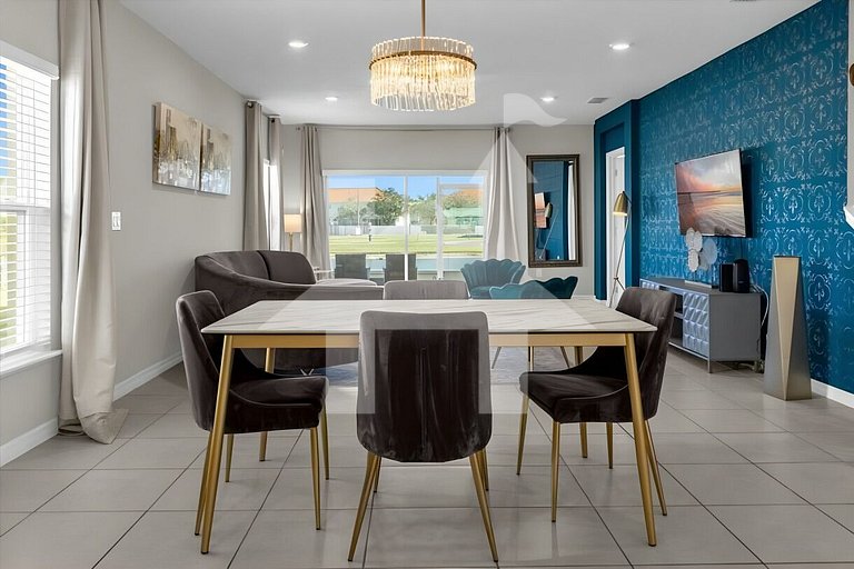 Cozy 3BR Home Near Disney & Outlets