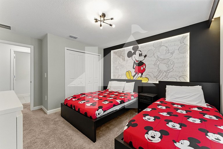 4BR Storey Lake Townhome with Pool