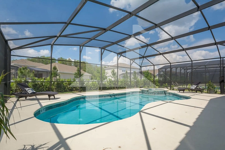 Private Pool Home in Bella Vida Resort