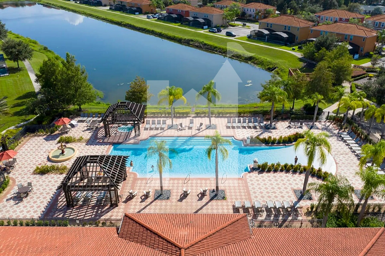 Refúgio 4 Quartos com Piscina Próx. à Disney