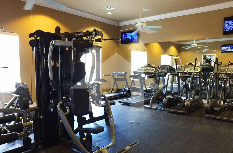 4BR Townhome w/Pool near Disney