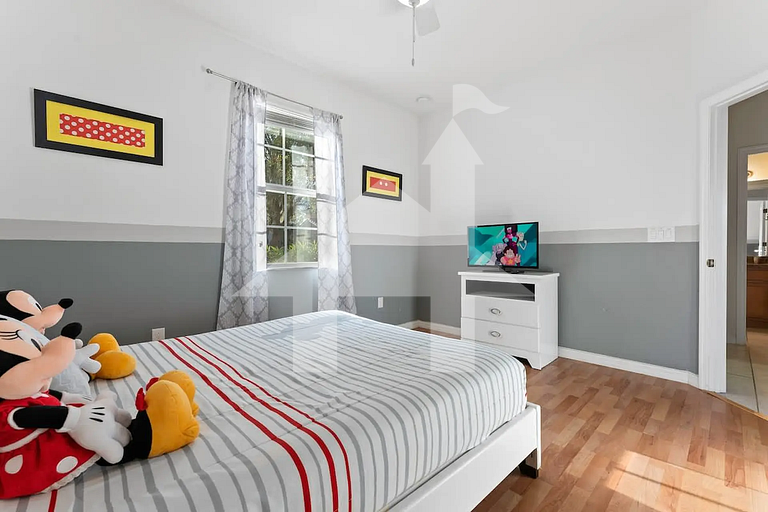 Casa Temática com Piscina e Conforto