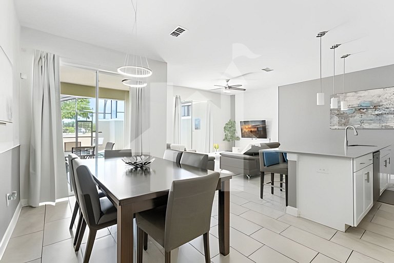 Vacation Home Near Disney, 4 bedrooms