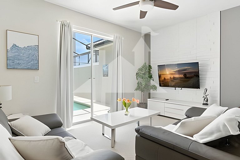 Vacation Home Near Disney, 4 bedrooms
