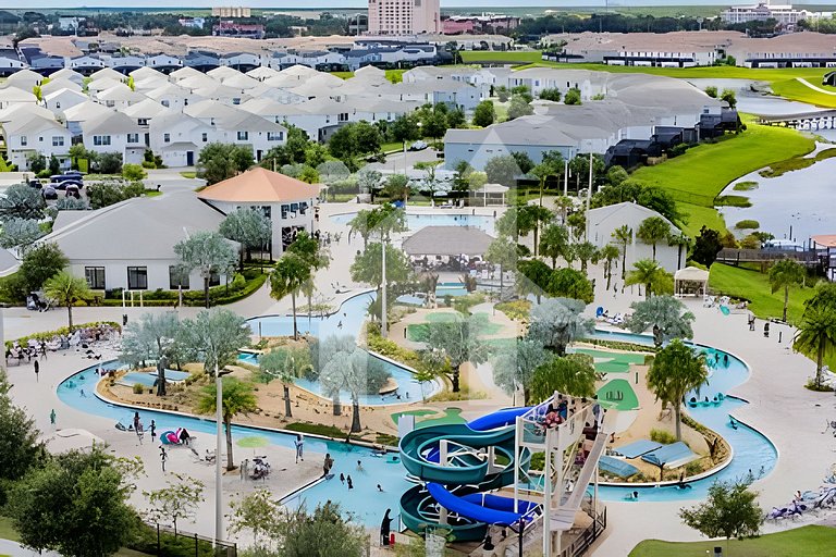 Vacation Home Near Disney, 4 bedrooms