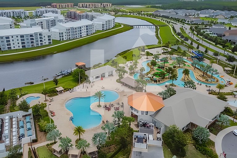 Vacation Home Near Disney, 4 bedrooms