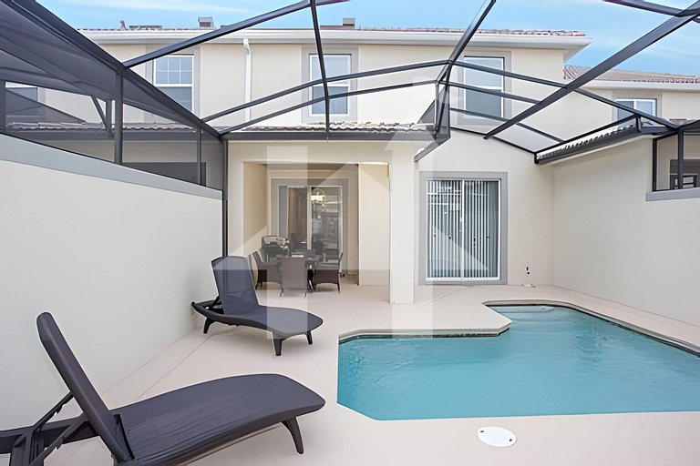 Vacation Home Near Disney, 4 bedrooms