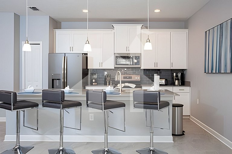 Vacation Home Near Disney, 4 bedrooms