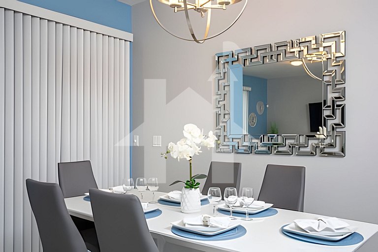Vacation Home Near Disney, 4 bedrooms