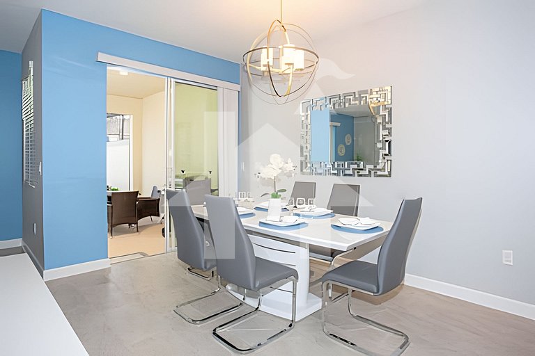 Vacation Home Near Disney, 4 bedrooms