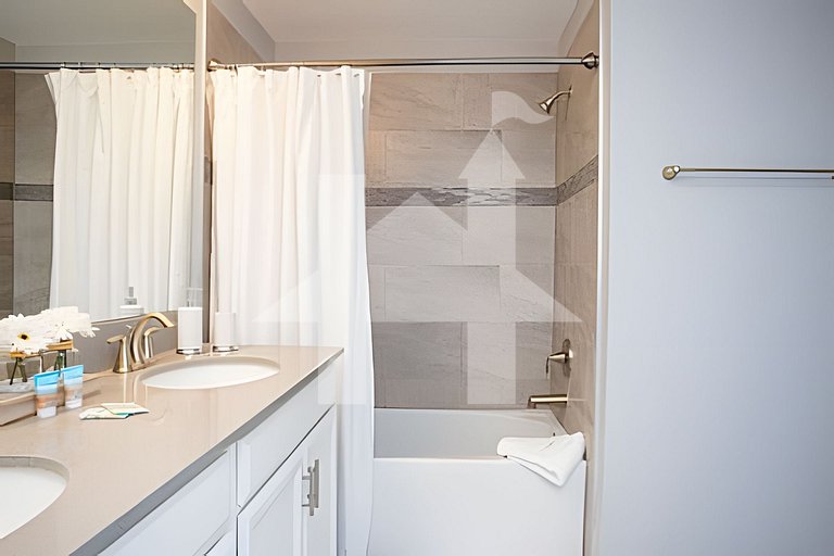 Vacation Home Near Disney, 4 bedrooms