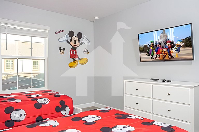 Vacation Home Near Disney, 4 bedrooms