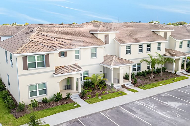 Vacation Home Near Disney, 4 bedrooms