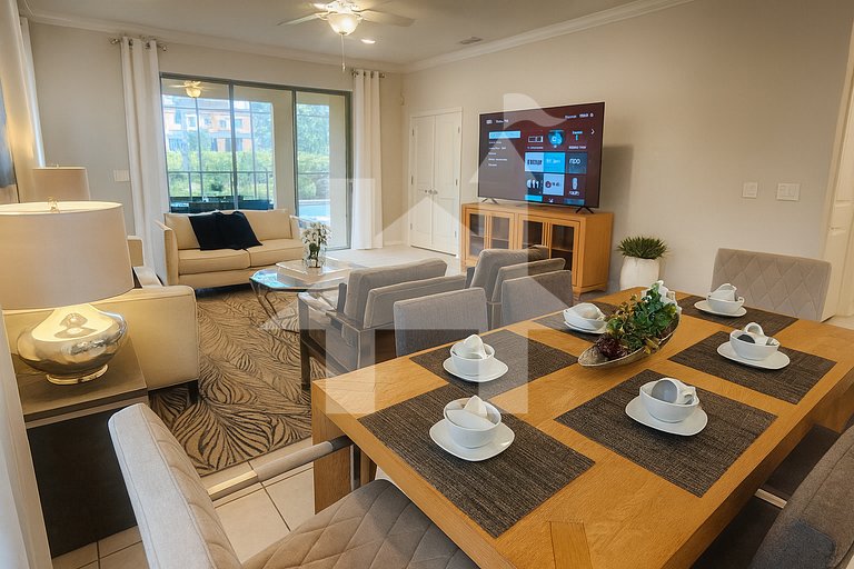 Vacation Home Near Disney, 6 bedrooms