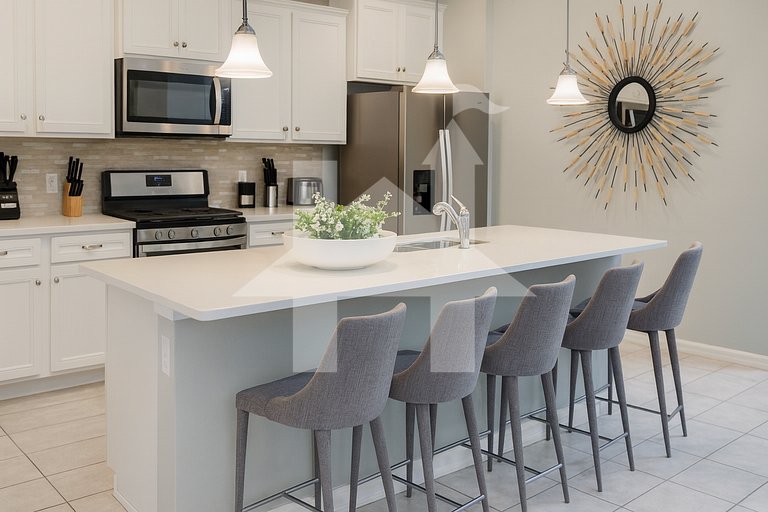 Vacation Home Near Disney, 6 bedrooms