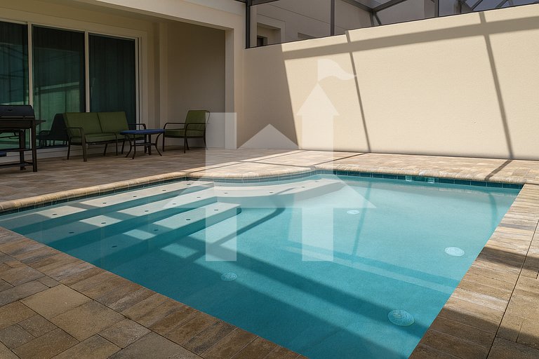 3BD/3.5BA Retreat with Private Pool Solara Resort