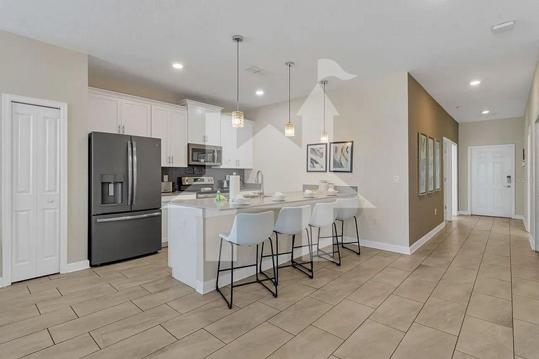 Vacation Home Near Disney, 5 bedrooms