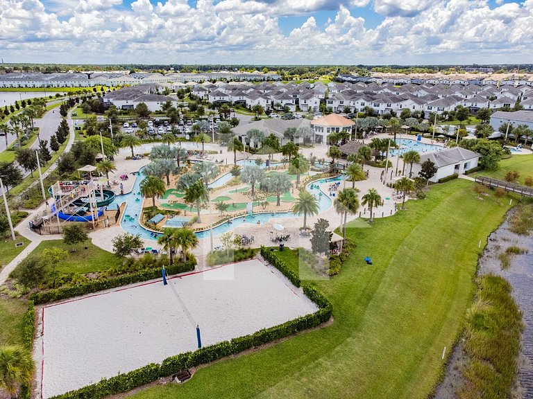 Vacation Home Near Disney, 5 bedrooms