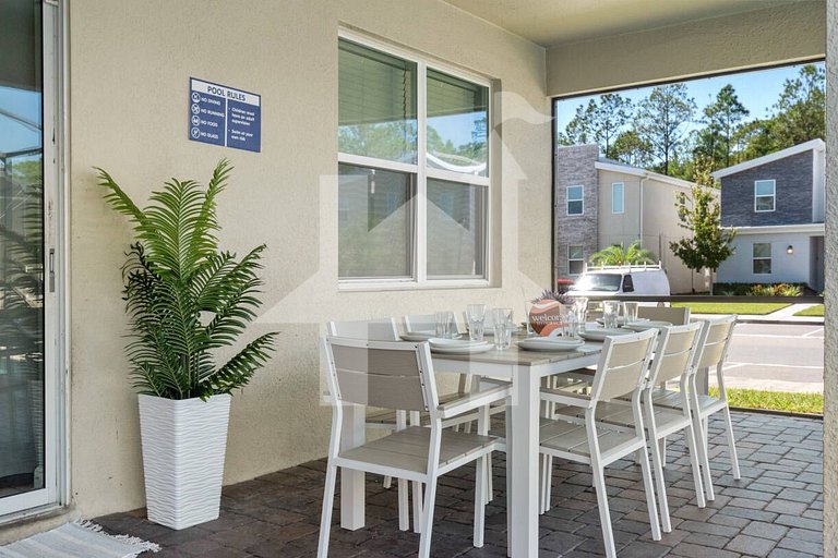 Vacation Home Near Disney, 9 bedrooms