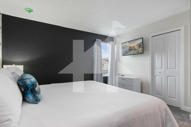 Vacation Home Near Disney, 9 bedrooms
