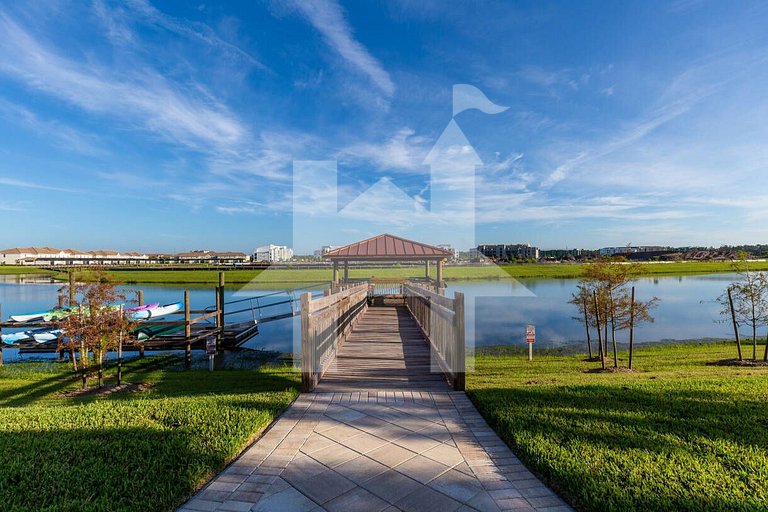 Vacation Home Near Disney, 9 bedrooms