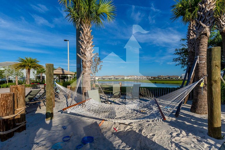 Vacation Home Near Disney, 9 bedrooms