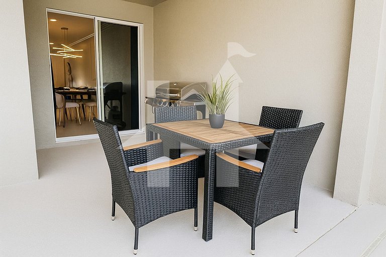 Modern 4 Bedroom Home at Storey Lake Resort Private Pool