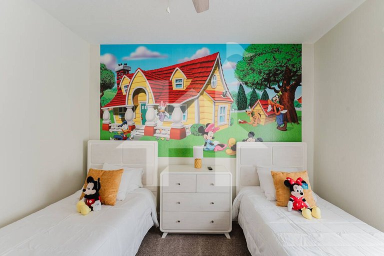 Casa 5 Quartos com Piscina Privativa