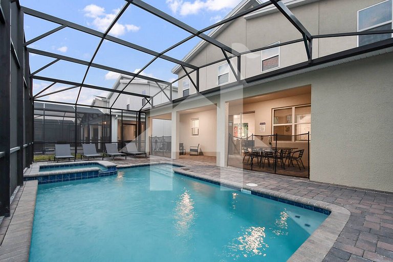 9BR Luxury Villa Storey Lake Orlando