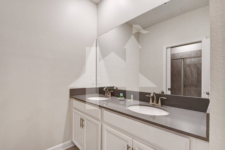 9BR Luxury Villa Storey Lake Orlando